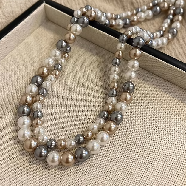 French Elegant Romantic Mixed Color Pearl Necklace