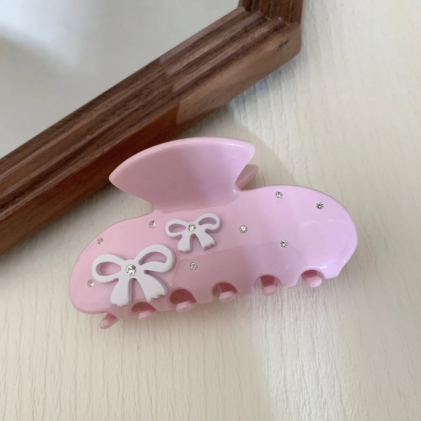 Pink Bow Shark Clip