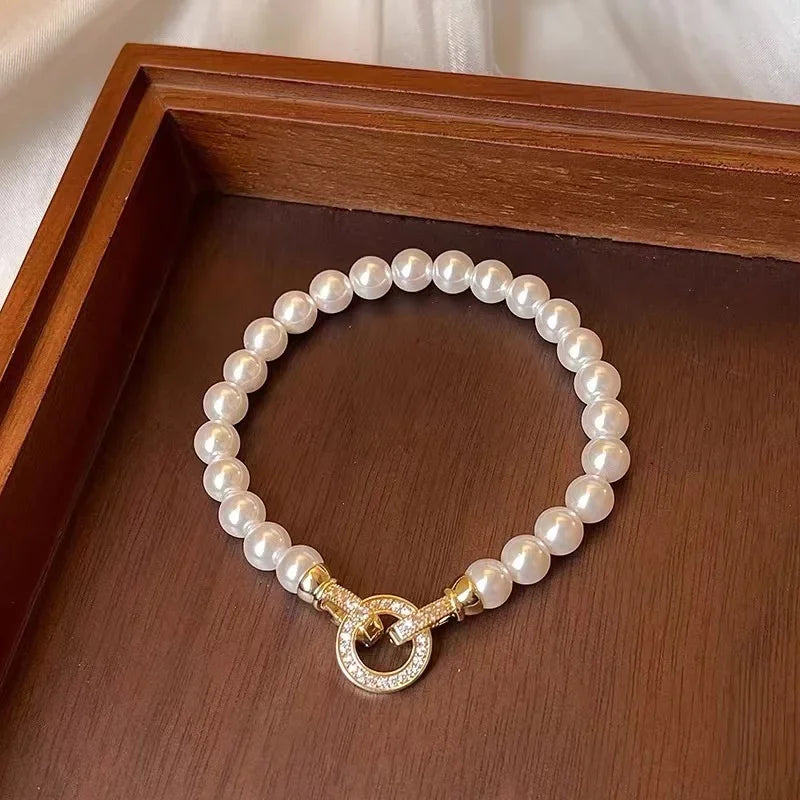 French Elegant Zirconia Round Buckle Imitation Pearl Charm Bracelet