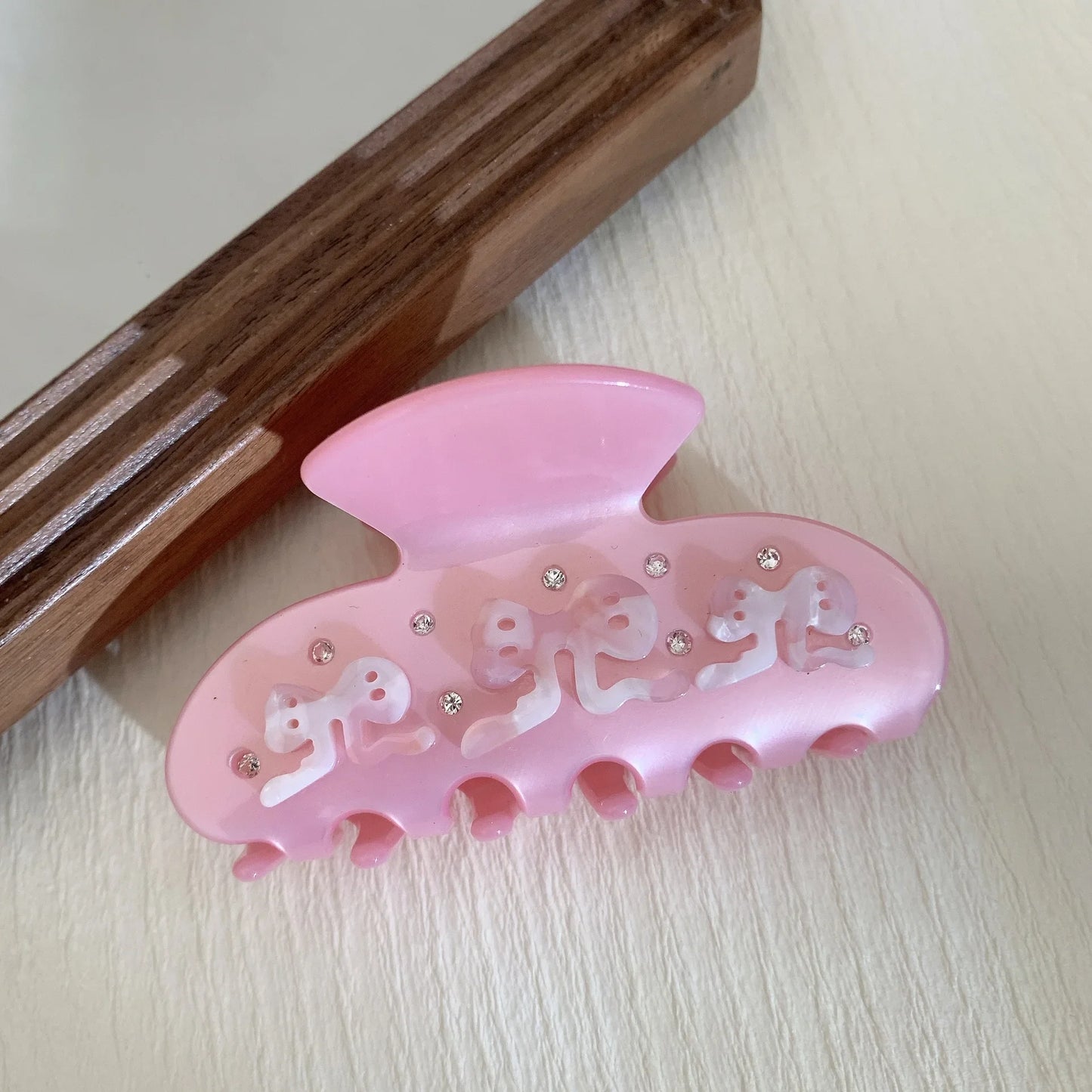 Pink Bow Shark Clip